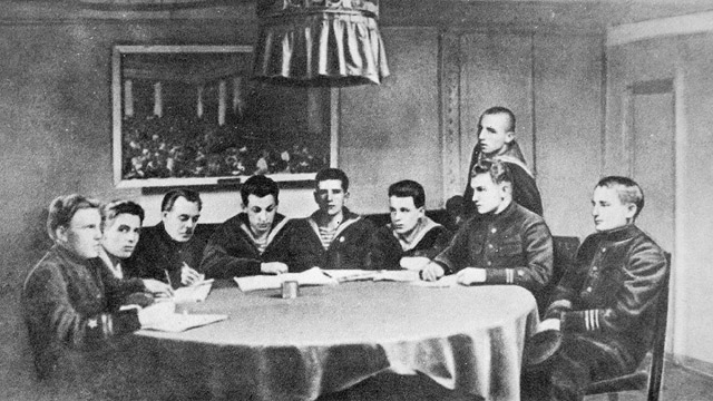 Бюро партийной организации крейсера. 1929 г. Бюро партийной организации крейсера. 1929 г.