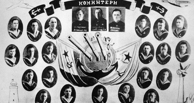 Члены экипажа крейсера. 1939 г. Члены экипажа крейсера. 1939 г.